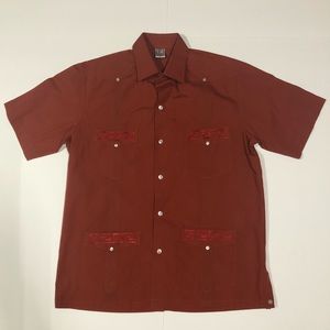 Traditional Guayabera men’s shirt from Panamá 🇵🇦